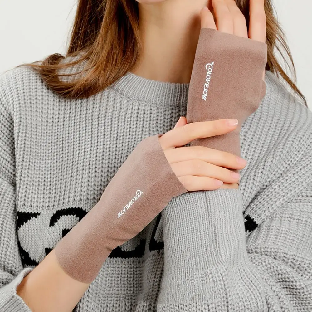 قماش شتوي نسائي رقيق بلون سادة قفازات نسائية خارجية بدون أصابع قفازات دافئة نصف إصبع #1