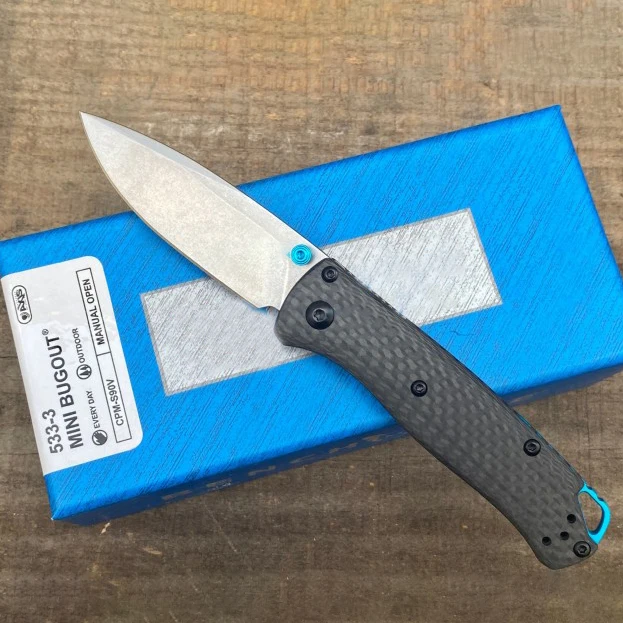 

BM 533-3 Carbon Fiber Handle Folding Knife Utility Camping Hunting Tools Outdoor Pocket Knives with Clip Tactical Knives