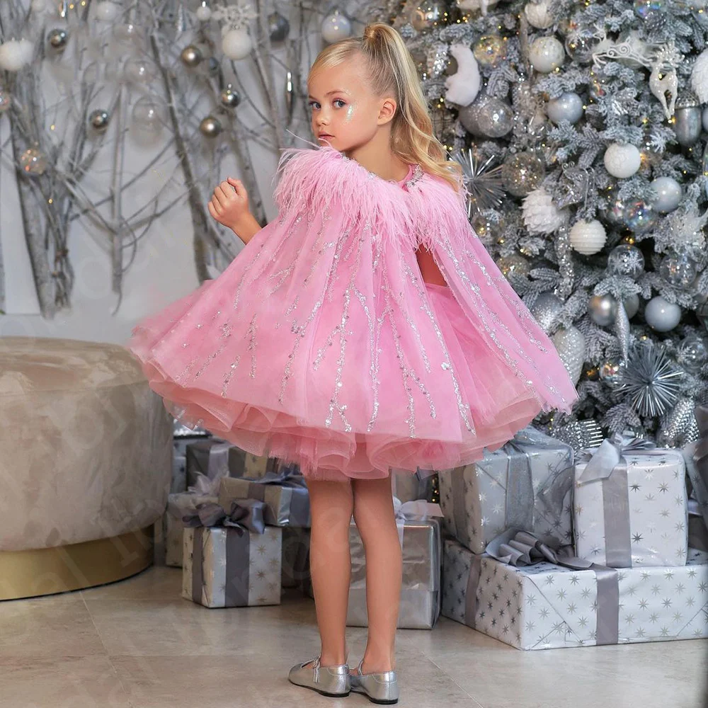 Lovely Pink Short Flower Girls abiti girocollo bambini abiti da festa perline paillettes bambino abbigliamento formale piuma fiocco per bambini