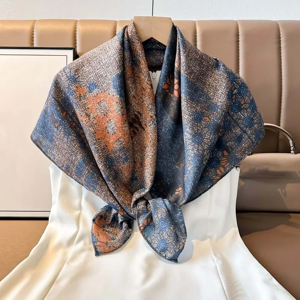

Breathable Mom Square Headscarf Lightweight Personalized Design Double-sided Printed Silk Scarf Hair Band Headband