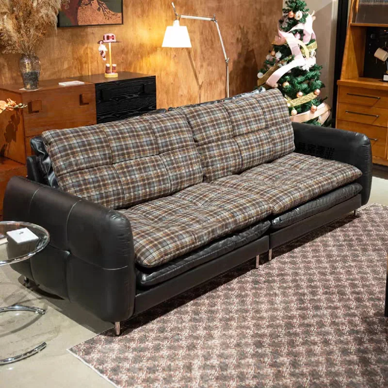 

French retro burger sofa medieval straight row two sides can be switched at will small apartment oil wax leather sofa