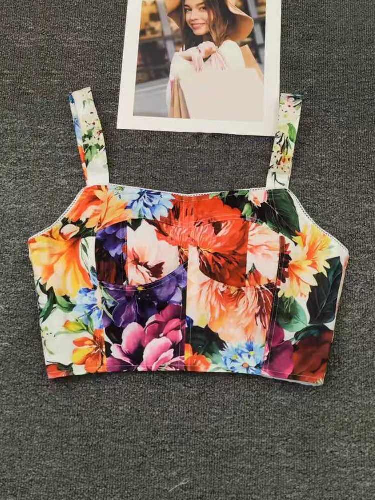 

Retro geometric print strapless halter two-piece set for summer 2025 women's wear + High-waisted loose pleated skirt fashion set