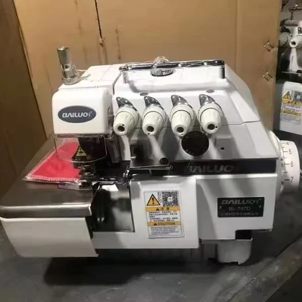 Швейная машина 220 В марки Бай Луо
