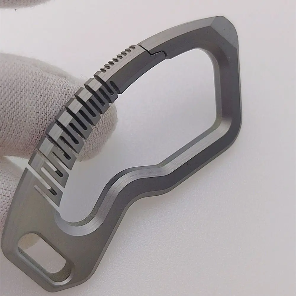 Llaveros reales de alta calidad, aleación de titanio, llaveros de aleación de titanio súper ligeros, colgante, regalo creativo masculino