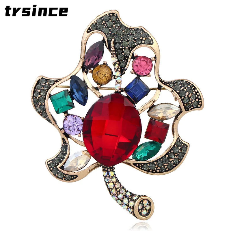 Trendy Clothing Creative Fashion Leaf Pins Vintage Rhinestone Cut-out Design Crystal Brooch Women's Luxury Accessories