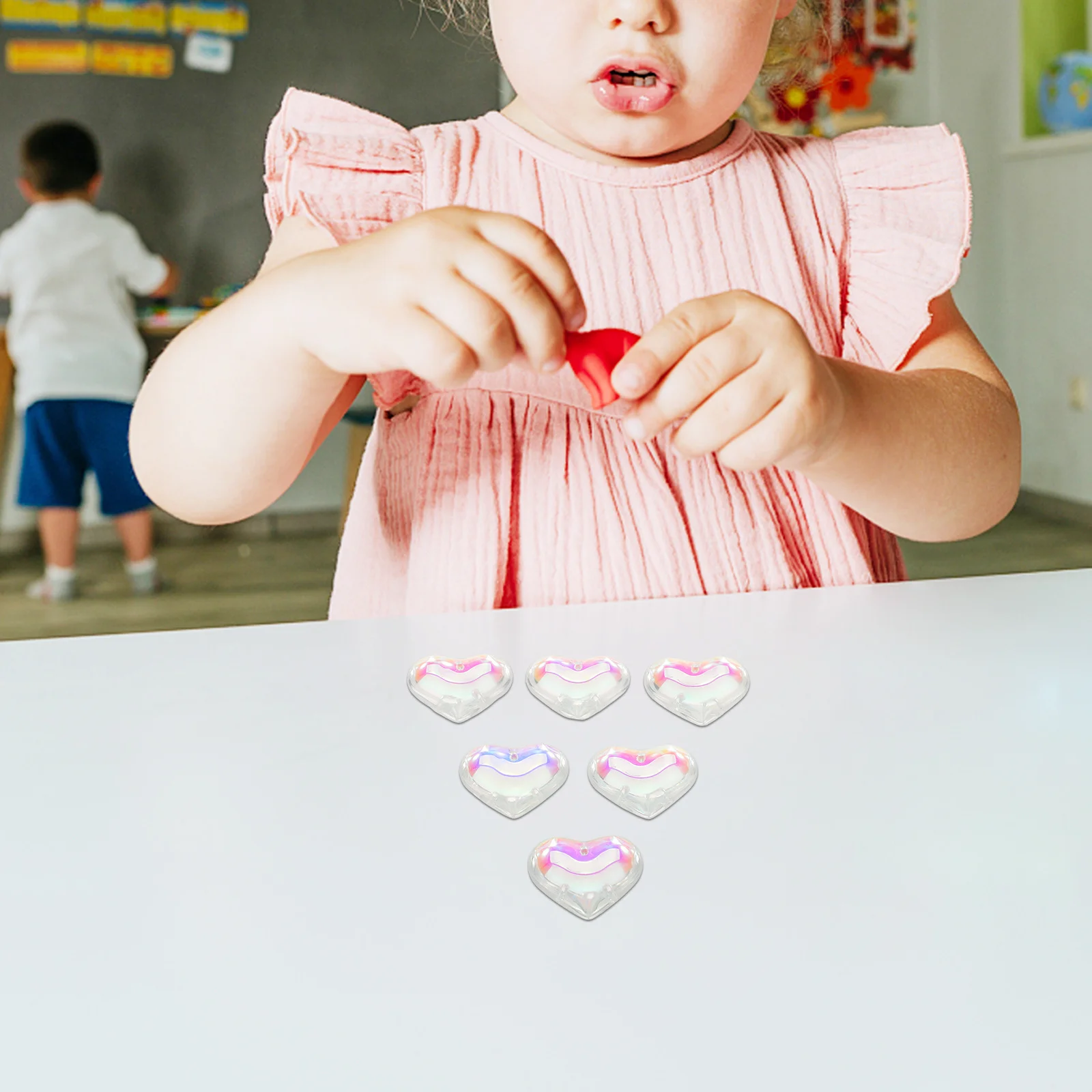 

16Pcs Heart Suncatcher Romantic Heart-Shaped Glass Ornament Hanging Decoration for Window Garden Wedding Christmas Party