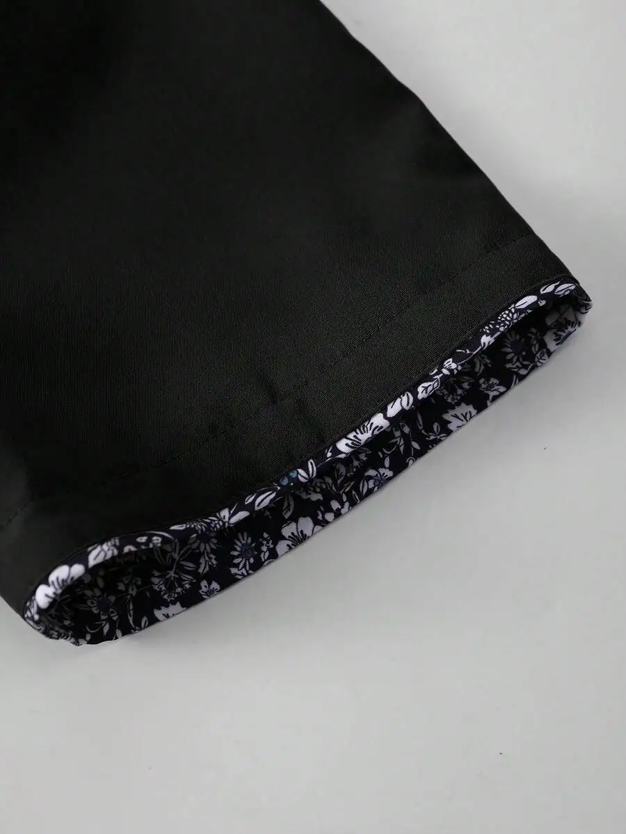 Manfinity Homme Men's Contrast Floral Print Black Short Sleeve Single-Breasted Shirt, Summer, Formal