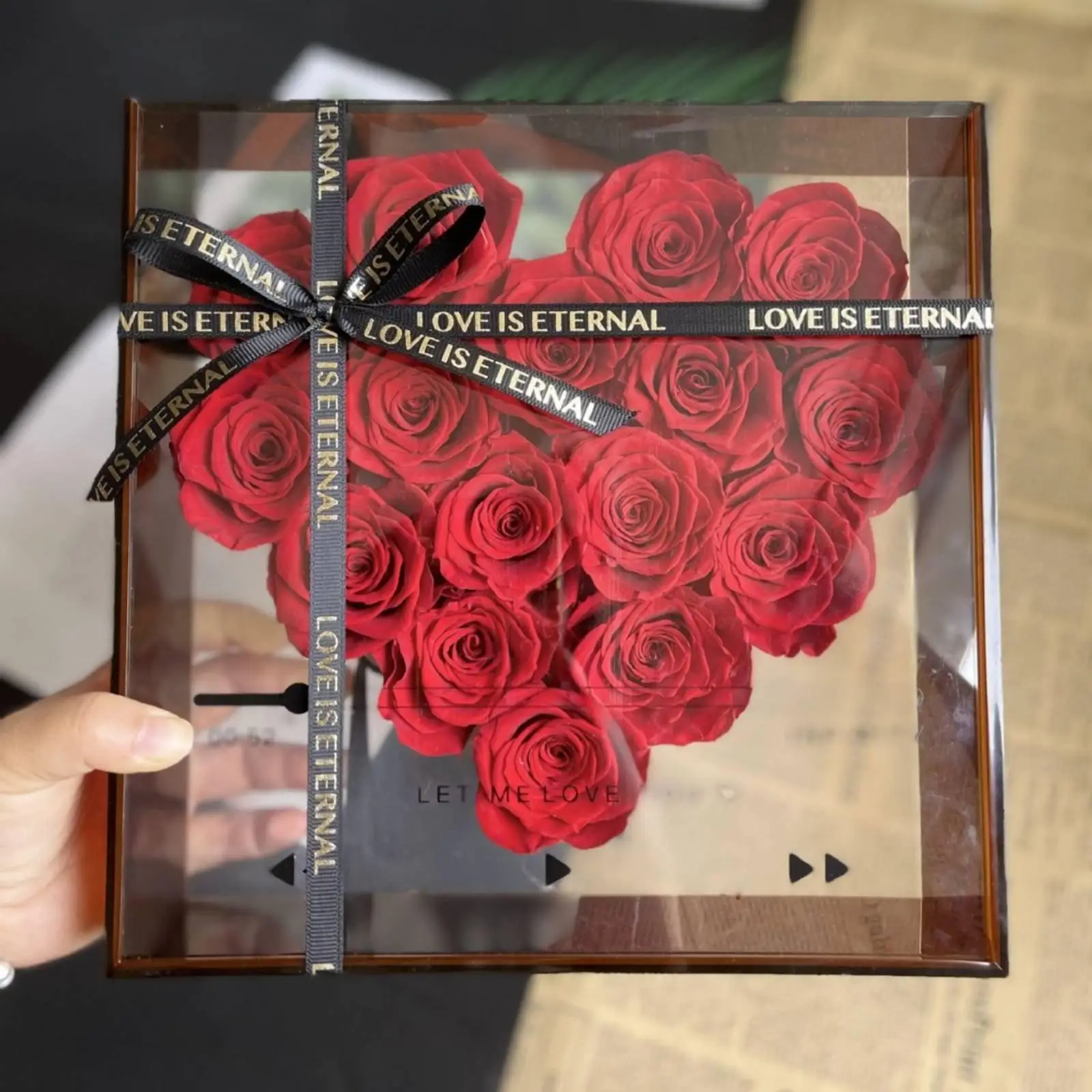 Enduring Floral Present Box Long Enduring Rose Arrangement Romantic Design Preserved Roses Heart-Shaped Box for Wife, Women,