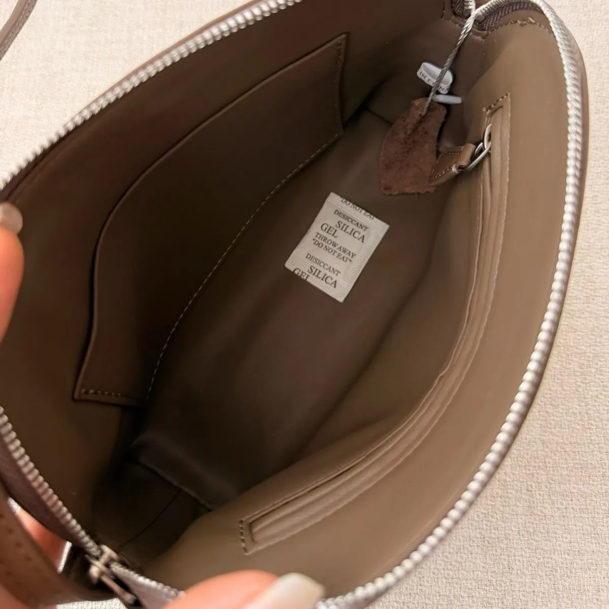 FIRMRANCH 2026 Summer New Minimalist Retro Solid Color Shell Bag Genuine Leather Women's Crossbody Phone Purse