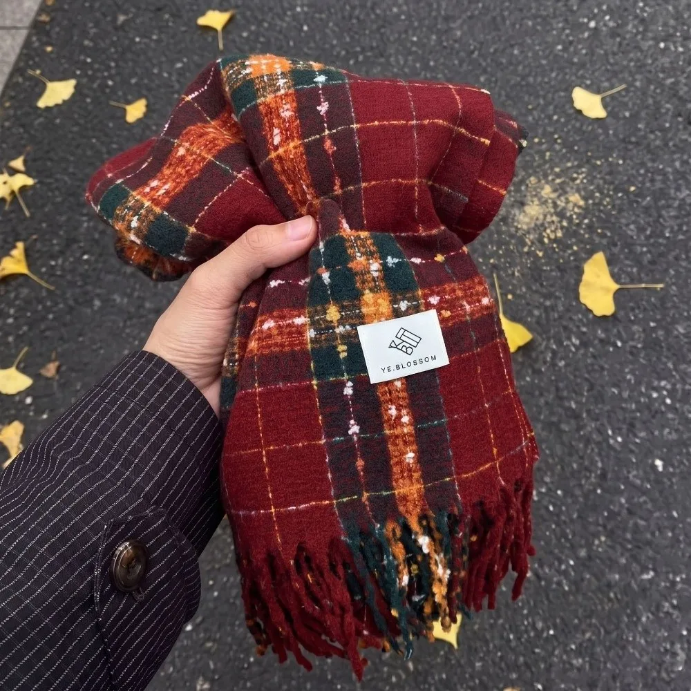 Fashionable Warm Plaid Faux Cashmere Scarf 200cm x 63cm Oversized Fall Winter Tassel Scarf Polyester Thick Scarf Daily Wear