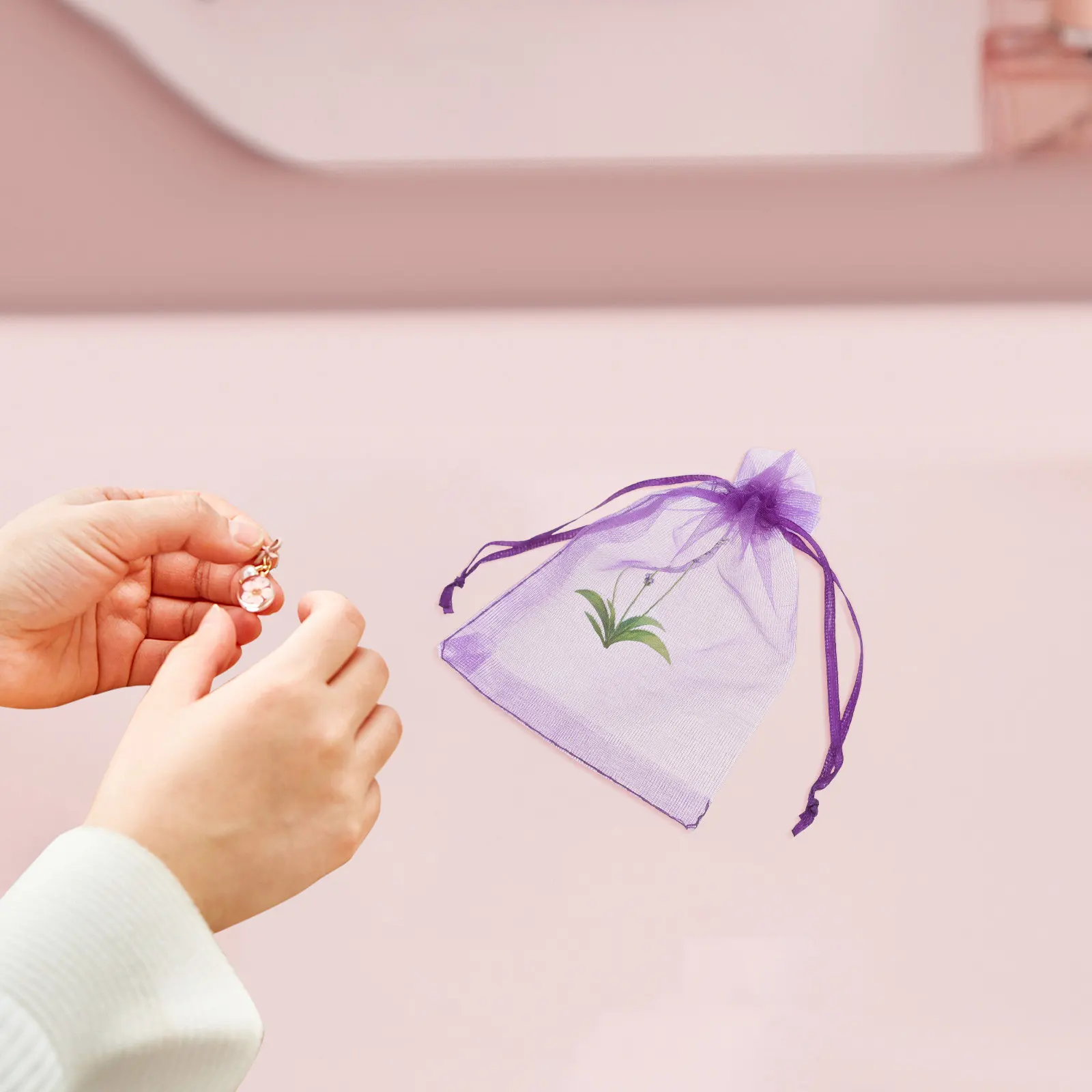 20Pcs Lavender Sachet Bags Gauze Organza Mesh Elegant Drawstring Closures for Aromatherapy Home Fresheners Wedding Party Favor