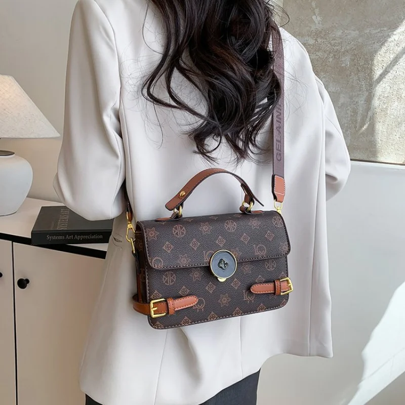 

Elegant Ladies Leather Crossbody Bag With Luxury Designer Touch For Everyday Fashion And Comfortable Carry