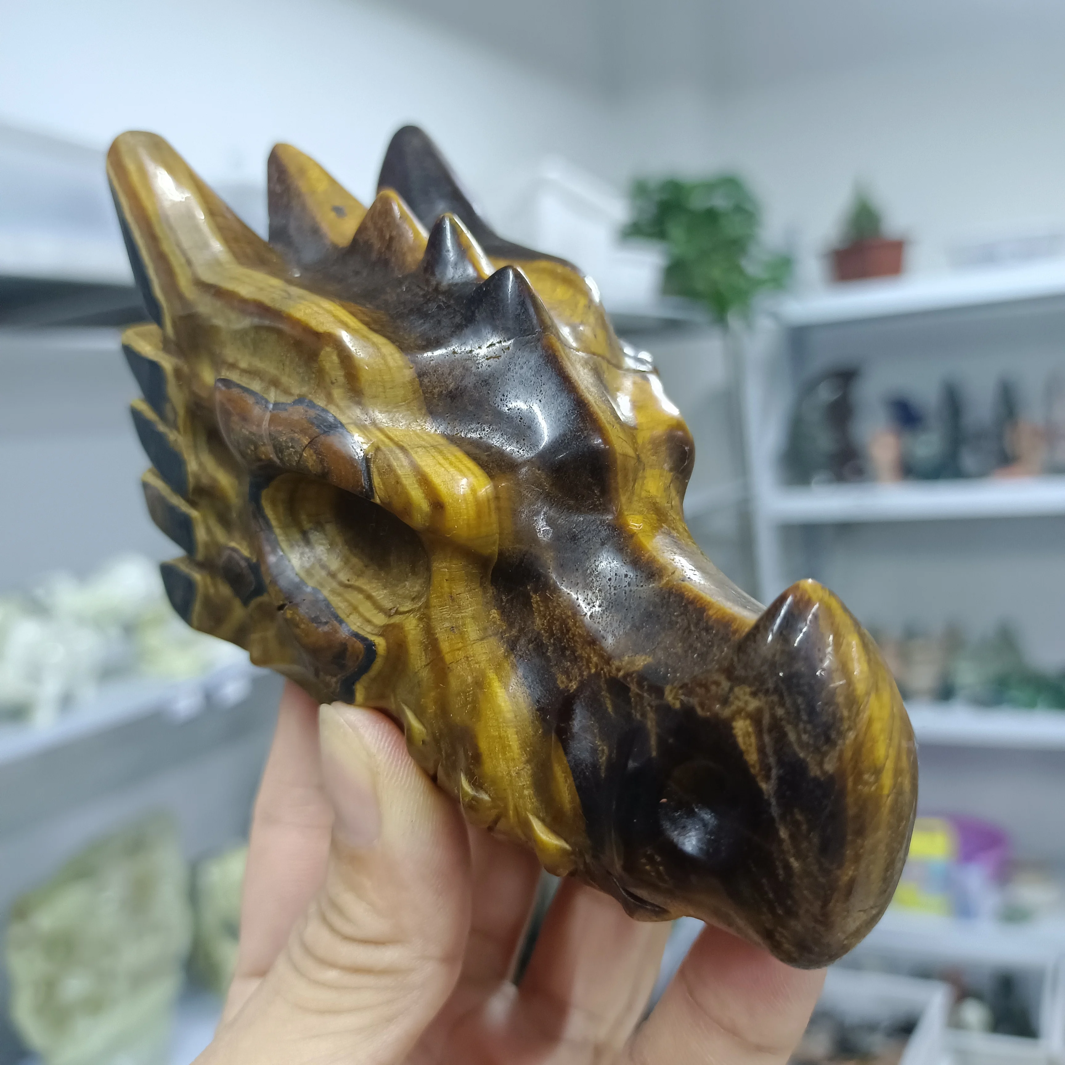 

Magical Natural Tiger's Eye Stone Carving Dragon Head Crystal Quartz Mineral Specimen Healing Home Office Degaussing Decoration