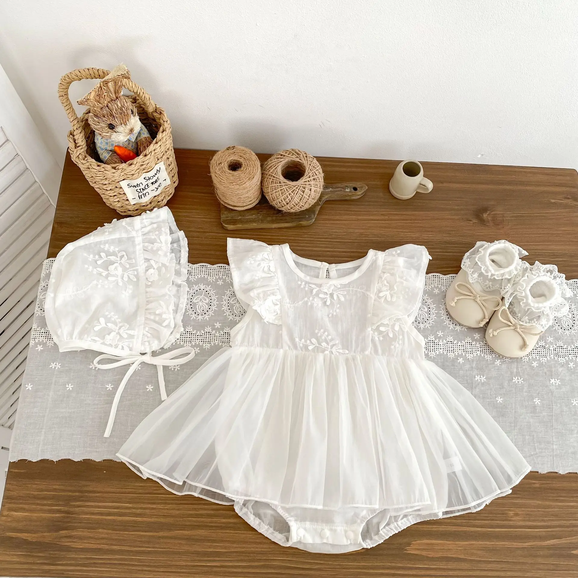 2025 Summer Baby Mesh Bag Fart Dress, Stylish Flower Princess Dress, Baby Girl Hundred Day Banquet One Year Old Dress