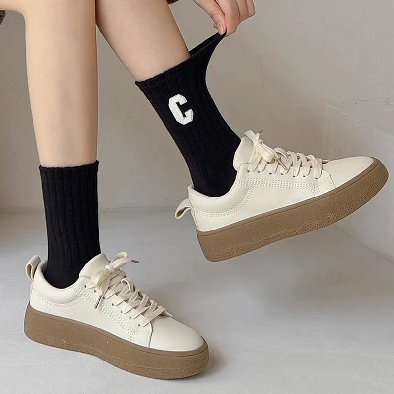 5Pairs Women\'s Letter C Pattern Solid Sport Crew Socks Casual Simple Sports Breathable Mid Tube Sock Comfortable Soft Middle Sox