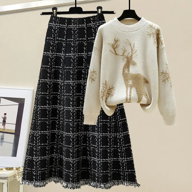 Large Women's Autumn and Winter Set 2023 New Christmas Deer Versatile Sweater Women's Slim Half Skirt Two Piece Set