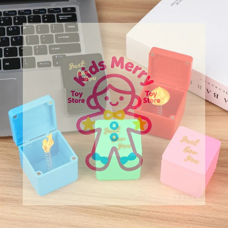 

Рождественская коробка-сюрприз, розыгрыш, подарочная коробка на средний палец, игрушки для розыгрышей, креативный стол, подарочный чехол-сюрприз, рождественские подарки