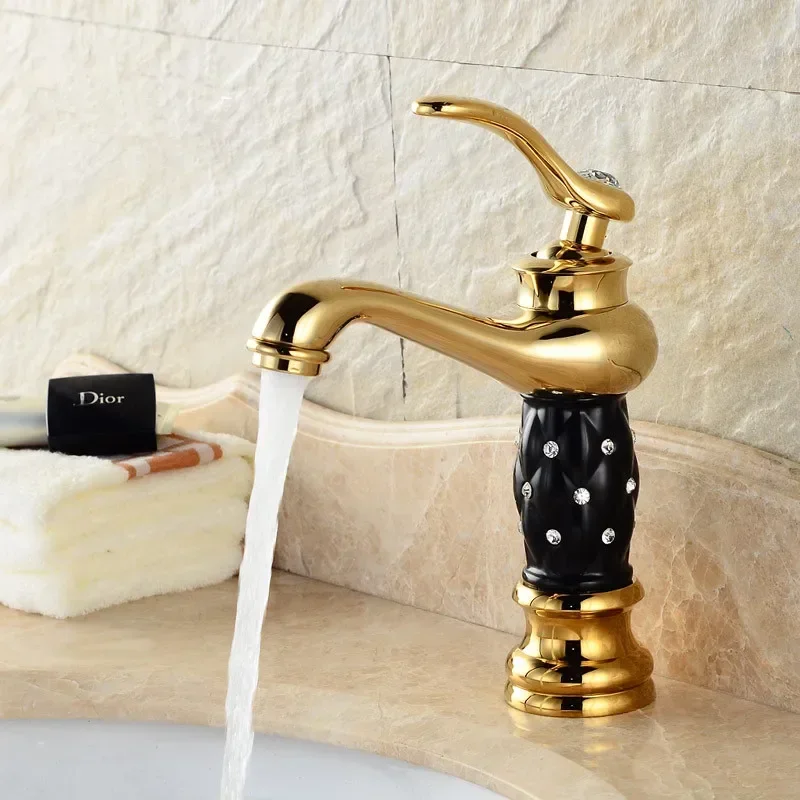 Brass Bathroom Basin Faucet with Diamond Crystal Body Sink Mixer Faucet New Luxury Single Handle Hot and Cold Water Tap