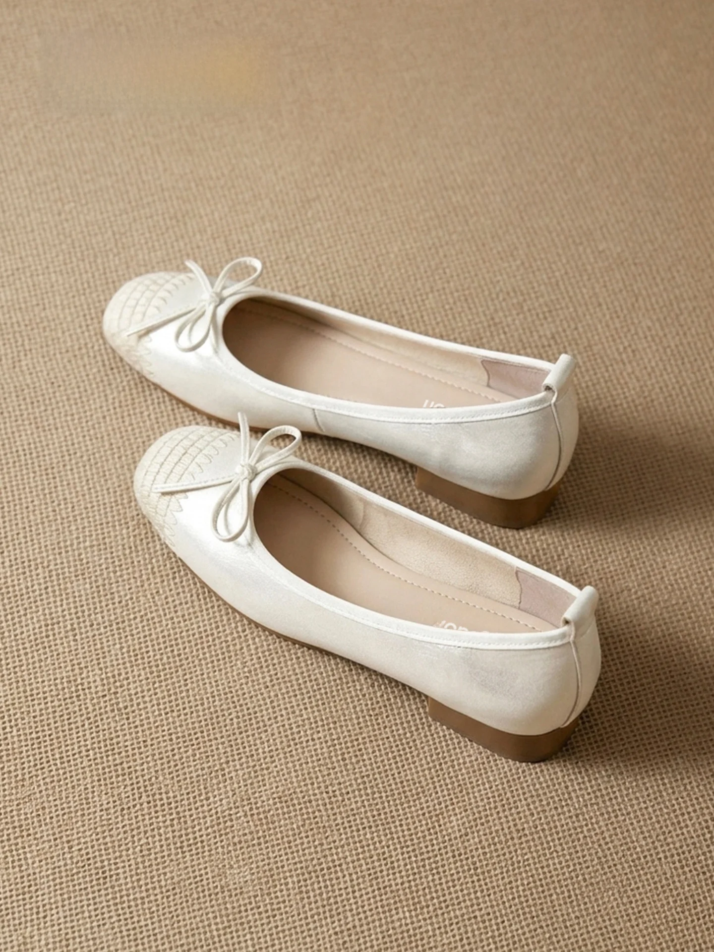 Agsdon Women's Flat Slip-On Shoes Summer 2026 New Style Comfortable Non-Slip Lightweight Fashionable Slipper for Dresses