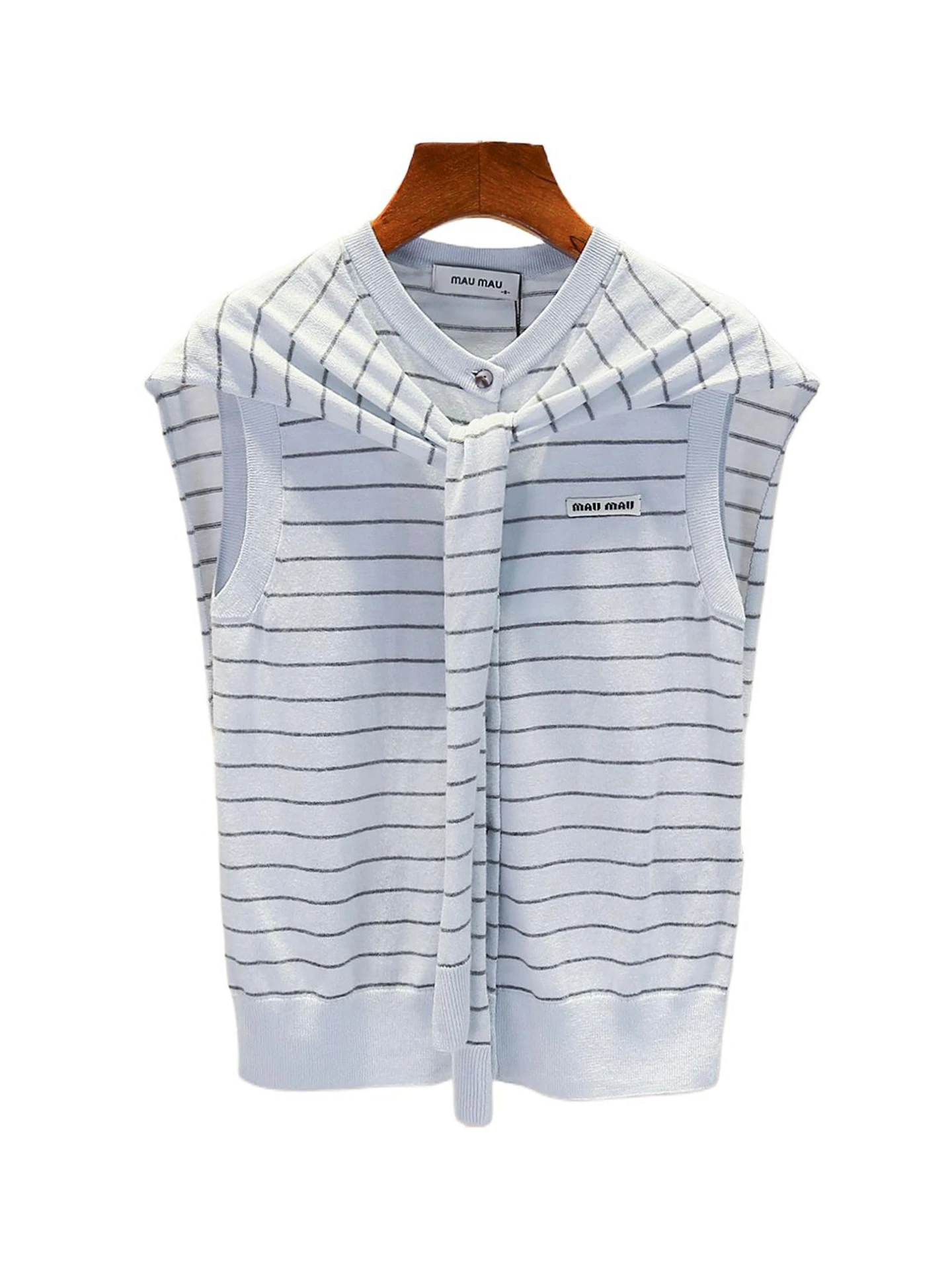 سترة محبوكة بياقة بحرية مخططة بأسلوب الكلية للنساء، قطعة علوية صيفية راقية بتصميم بسيط وأنيق مناسبة للارتداء اليومي