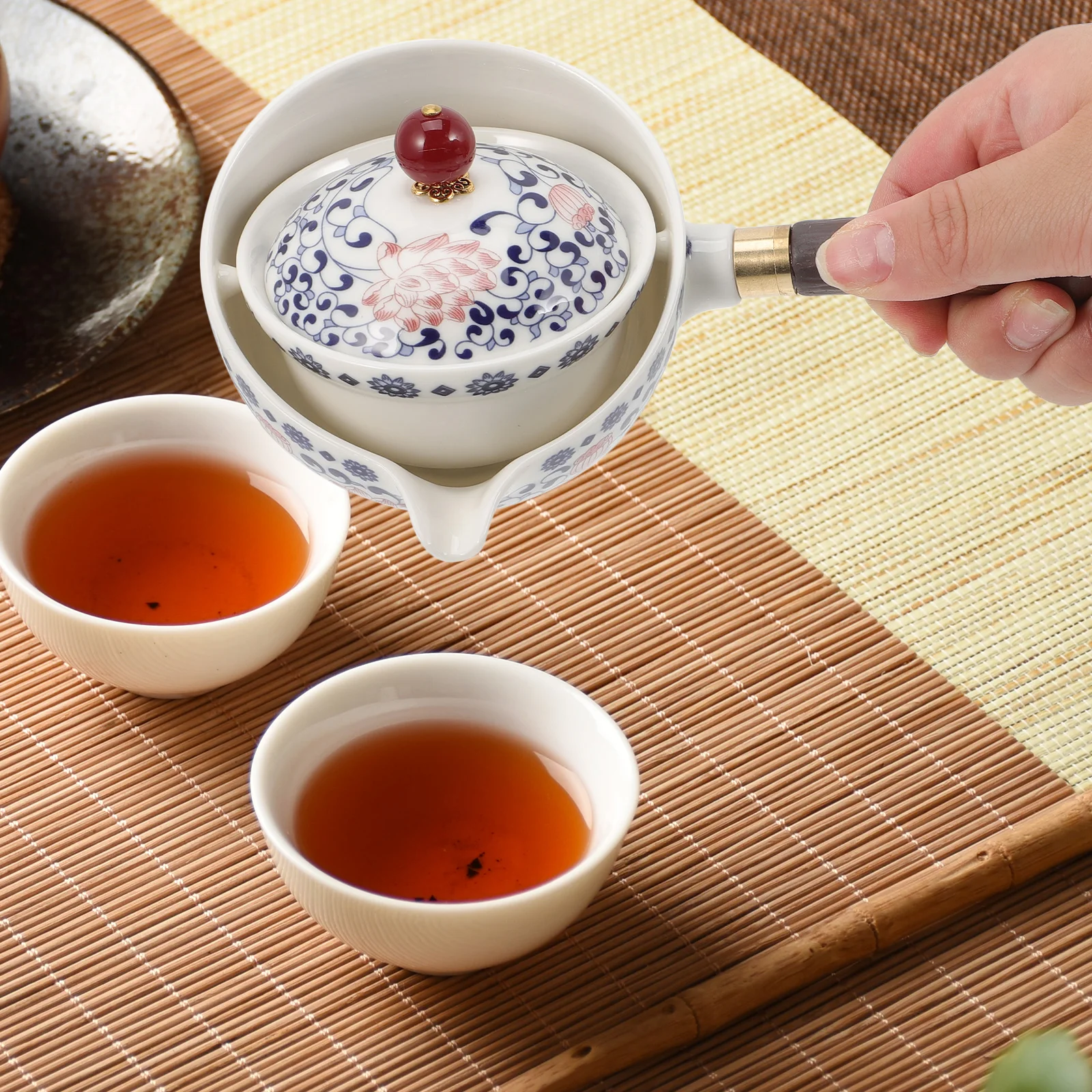 

Ceramic Lotus Side Handle Teapot 360 Degree Rotating Chinese Style Tea Pot for Household Loose Leaf Brewing Pots Office Use