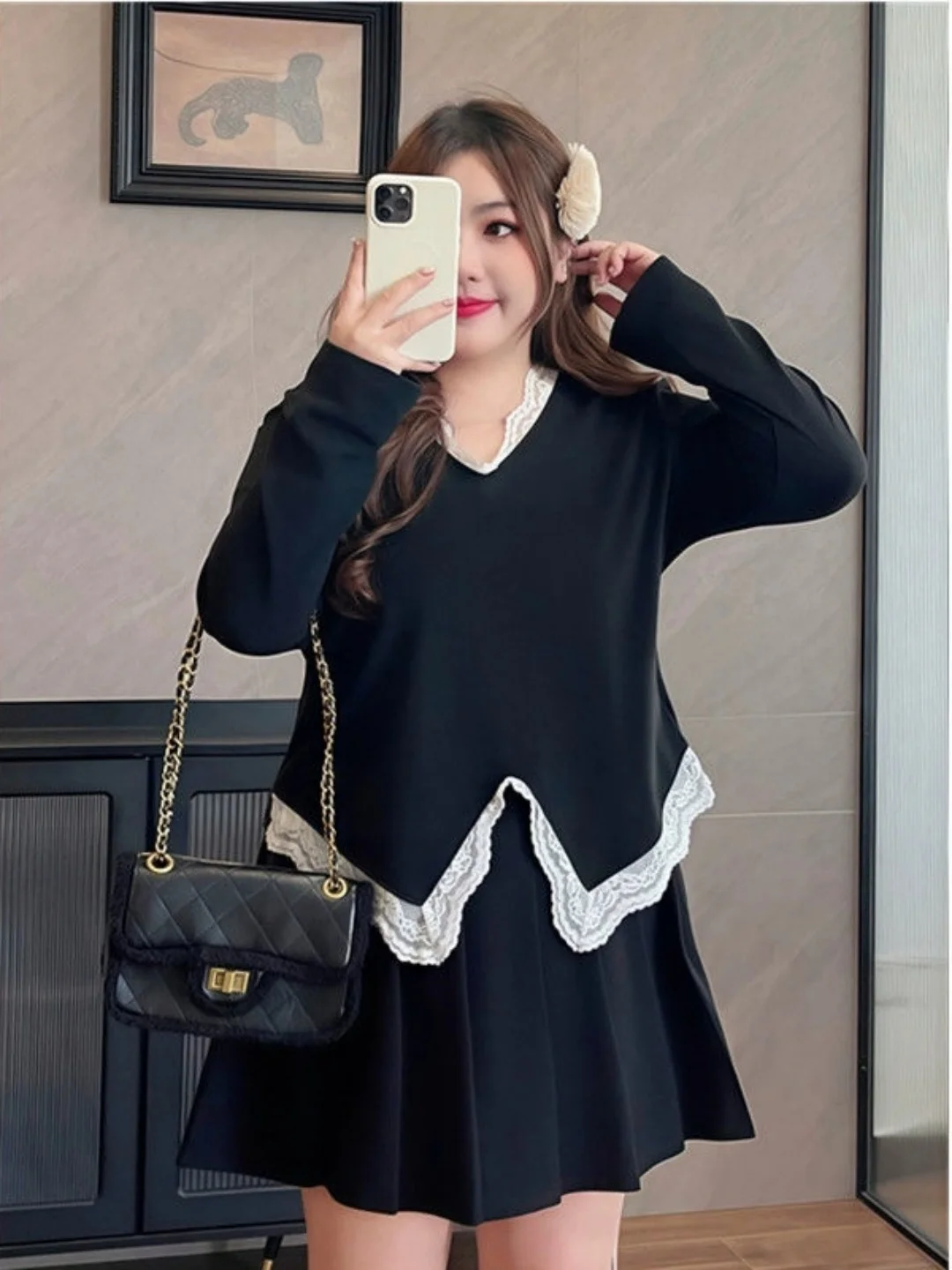 College Style Lace Splice V-Neck Long Sleeve T-Shirt plus Size Fashion Slimming Belly Covering Overhead Top for Women