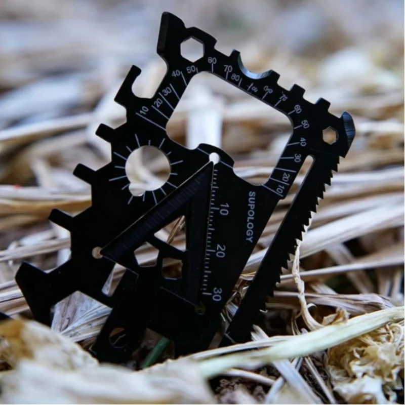 Outdoor Portable 18-in-1 Card Multi-purpose Multi-tool Wildlife Survival Camping Life-saving Equipment Card