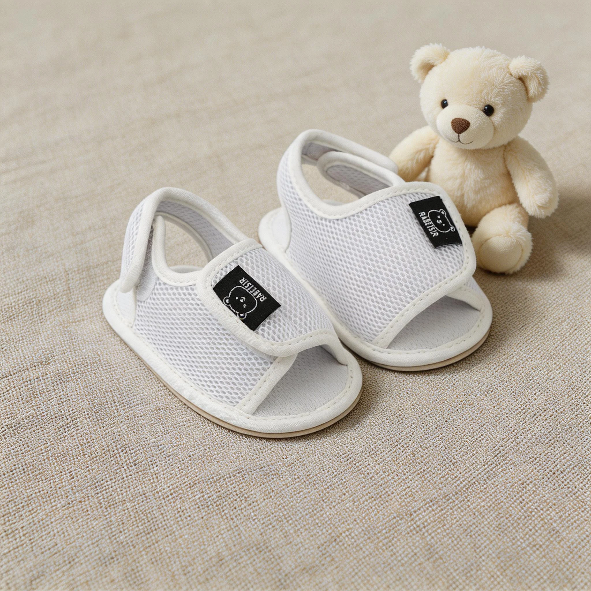 Baby Simple Summer Sandals Bear Patch Decor Double Hook&Loop Closure Open‑Toe Lightweight Daily Infant Crib Prewalker Shoes
