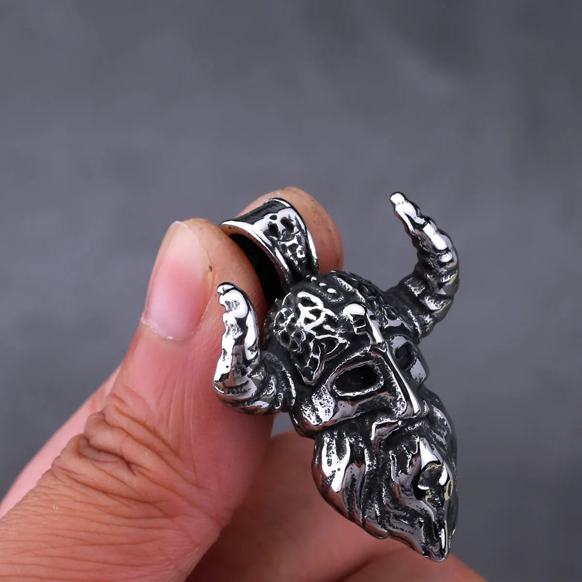 Stainless Steel Viking Odin Head Necklace Men's Vintage Hip Hop Skull Biker Pendant Necklace Scandinavian Jewelry Gift Wholesale view 3