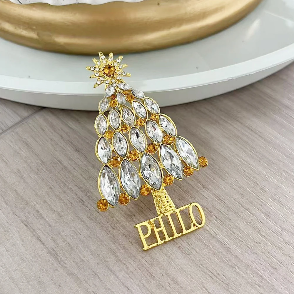 بروش شجرة عيد الميلاد من جمعية الأخت اليونانية PHILO