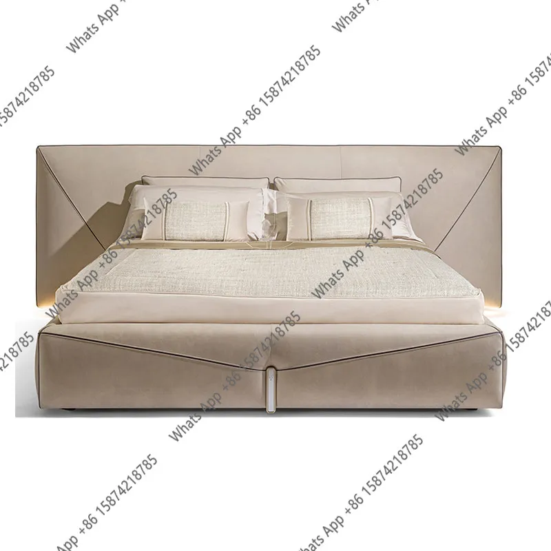 Italian light luxury envelope double bed solid wood simple master bedroom second bedroom bed villa designer bed