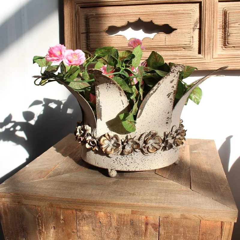 Iron Crown Flower Pot Vintage Rose Bonsai Planter Indoor Candle Holder for Home Decor Outdoor