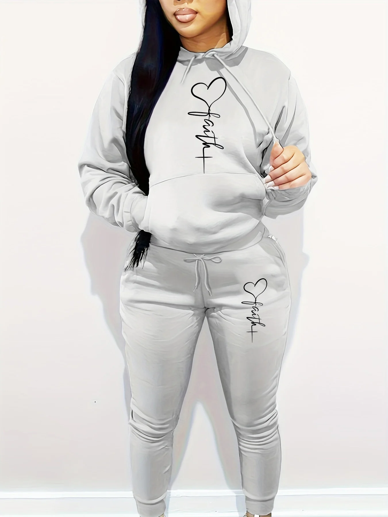 

Женская осенне-зимняя повседневная модная свободная теплая толстовка с капюшоном и спортивными штанами в стиле хип-хоп с перекрестным принтом в форме сердца + спортивные штаны
