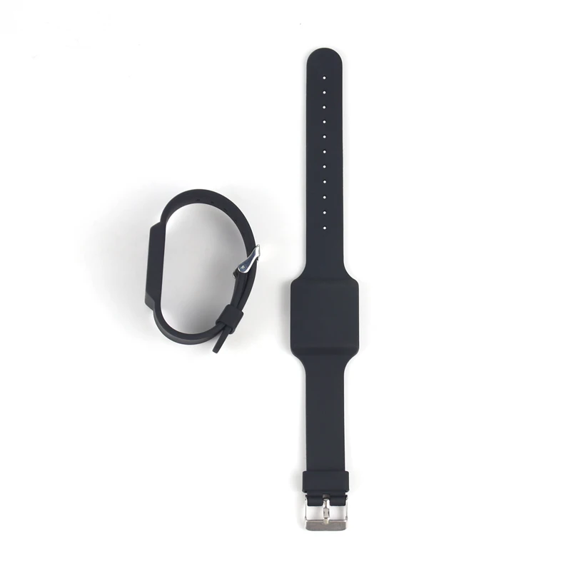 UHF RFID Ceramic Remote Wristband Tag Made Of Waterproof Silicone Material, Customizable For Warehouse Management