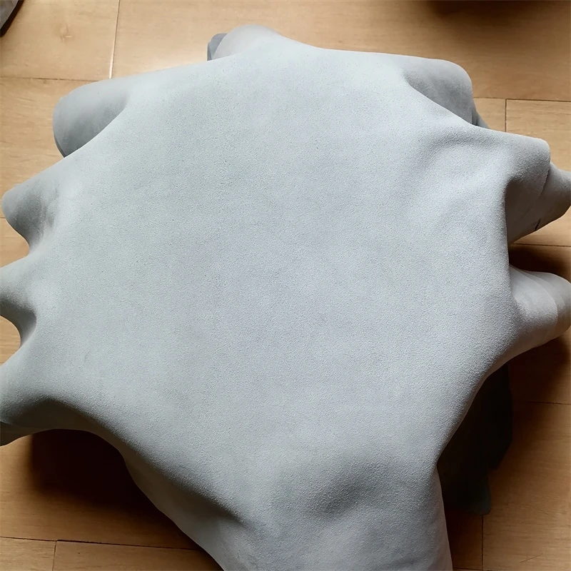 0.7mm Blue-Gray Cashmere. Top-Grain Leather. Genuine Leather Fabric. DIY For The Lining By Hand. A Whole Sheepskin