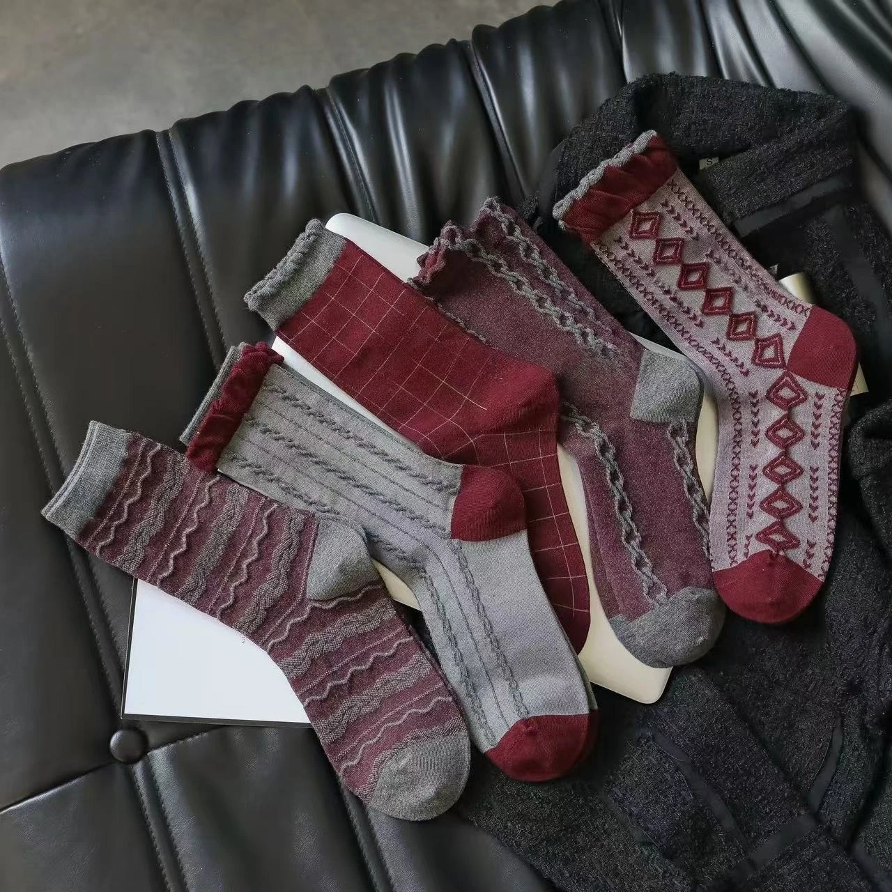 5pairs of girls' personalized pattern casual socks,breathable,comfortable,soft, Ankela red contrasting checkered mid tube socks