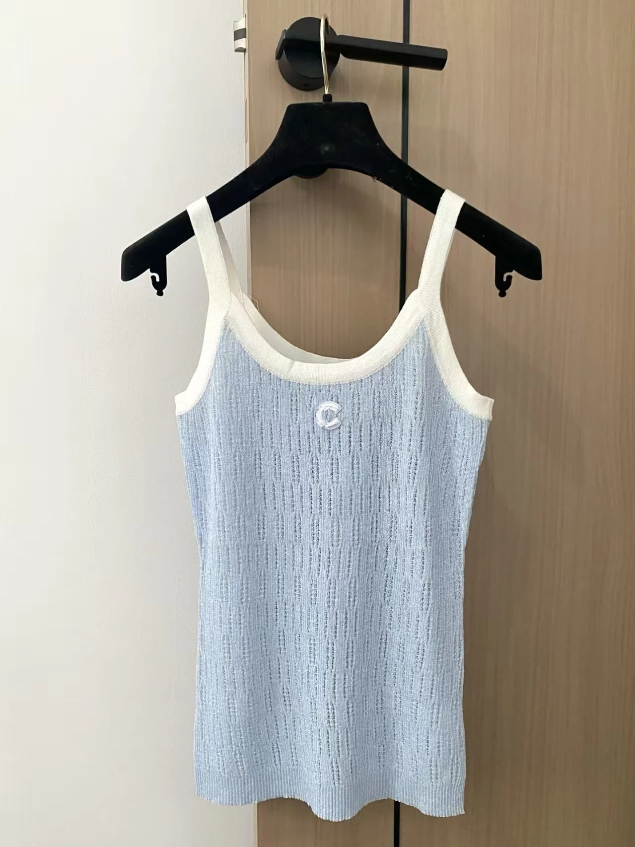 

2025 Spring/Summer New Arrival Women's Casual Fashion Versatile Round Neck Contrast Color Striped Slim Knitted Top