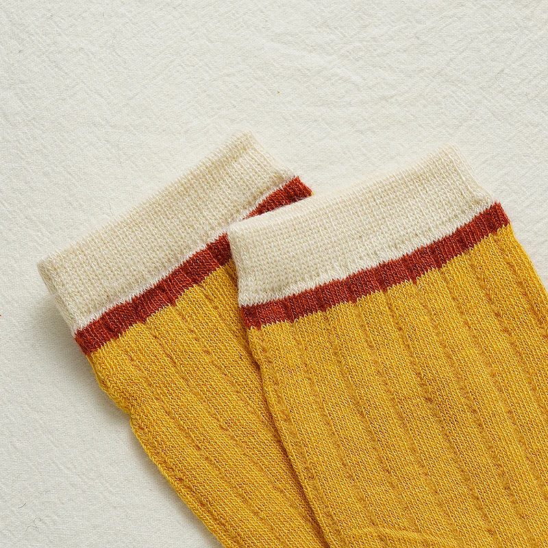 5 paia di calzini da donna a righe Harajuku retrò tinta unita calzini a tubo centrale autunno inverno traspirante assorbente del sudore