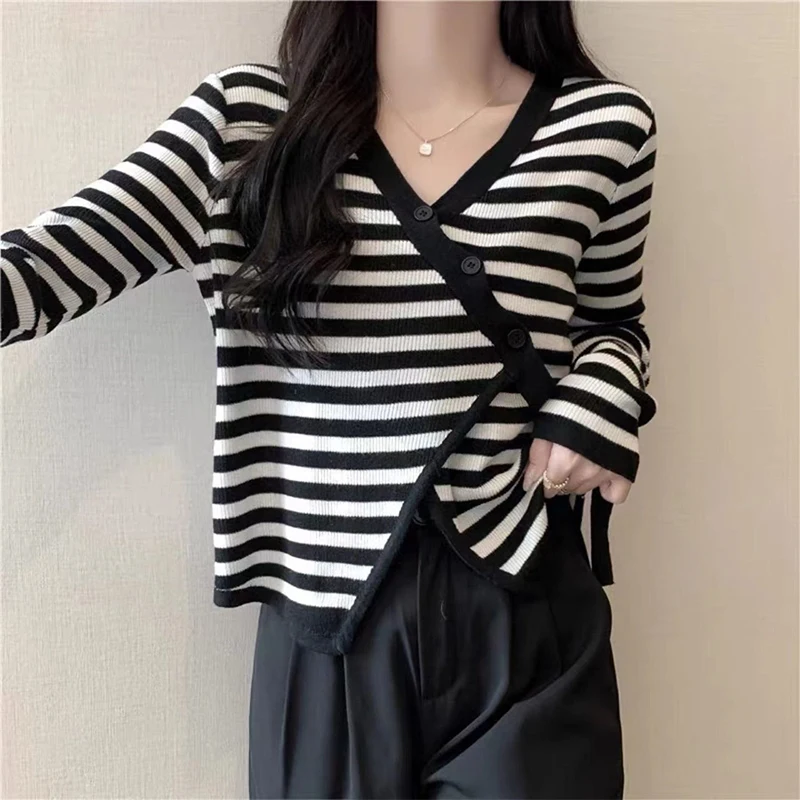 

Women's All-match Irregular Knitting V-neck Long Sleeve Pullovers Autumn Simplicity Striped Plus Size Sweater Ladies Korean Tops