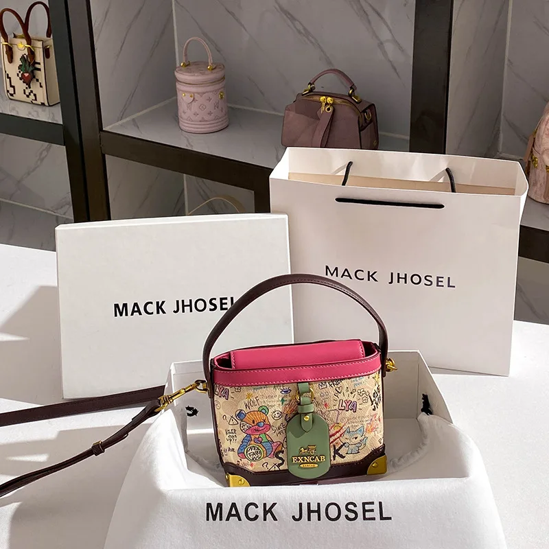 

Элегантная минималистичная винтажная сумка для подгузников для женщин, стильная дизайнерская сумка через плечо, роскошная кожаная сумка-мессенджер и сумка-тоут.