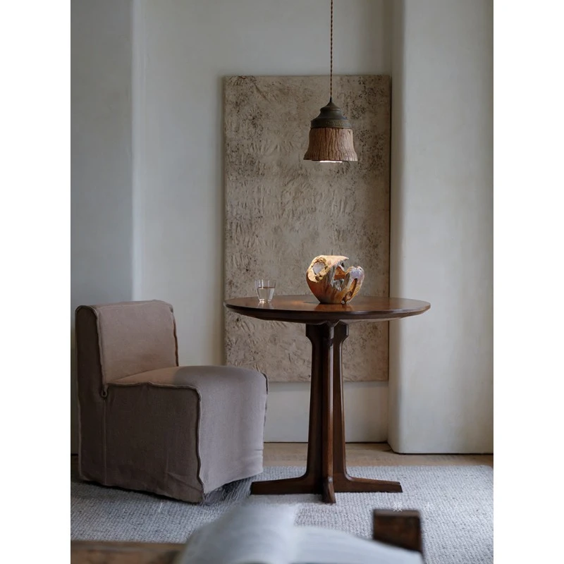 

Средневековая реплика | Круглый обеденный стол из массива дерева, бытовой журнальный столик для гостиной, балконный столик