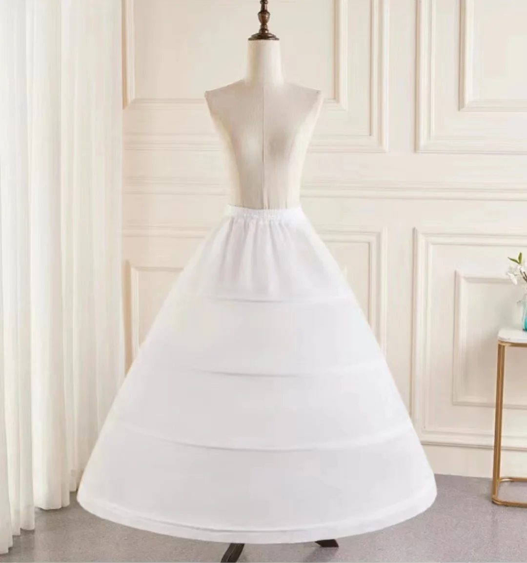 2024 Simple White 3 Hoops Wedding Bustle for Bride, Accessoires de robe de Rhpour femme, Beach Party Lolita