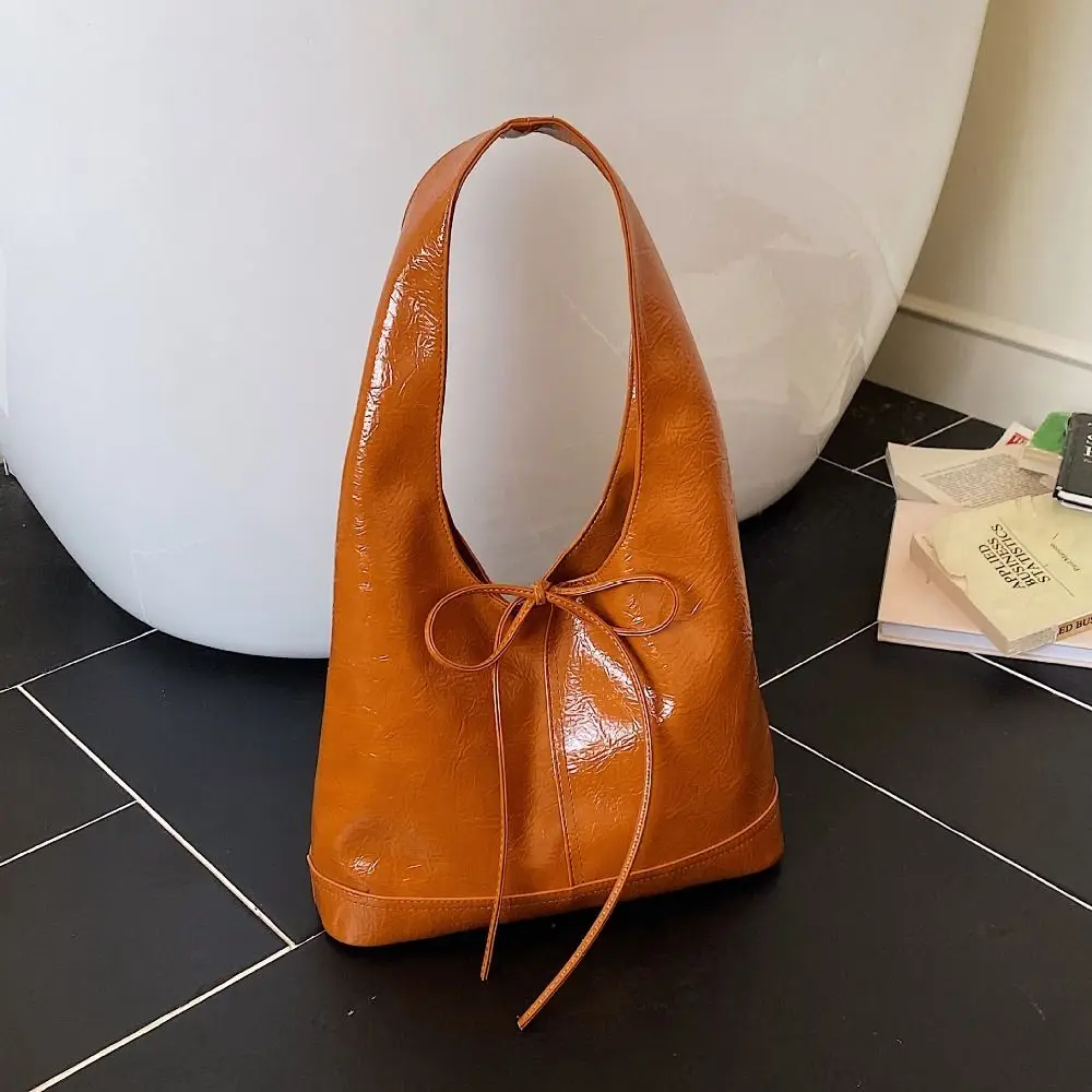 

New Deisgn Oil Wax Leather Tote Bag Korean Style Solid Color Bow Bucket Bag Sweet Large Capacity Commuting Shoulder Bag Handbag