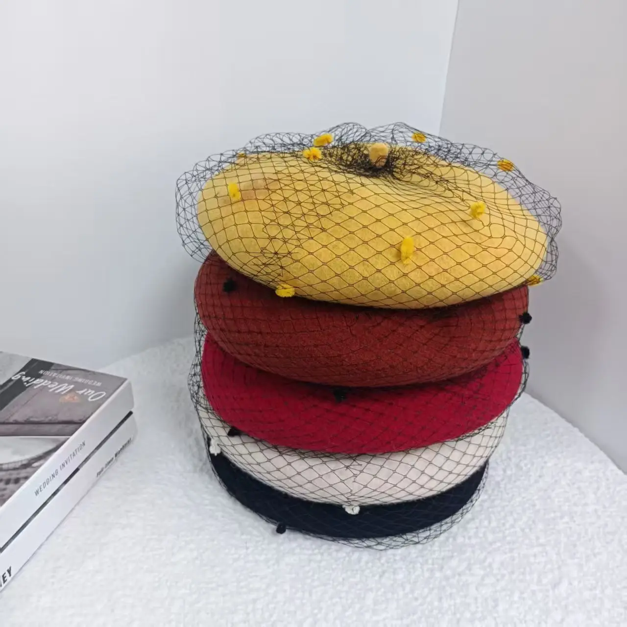 

Модный 2-тип кружевной шерстяной зимний берет для женщин, высокое качество, теплый большой размер, британский стиль, женская кепка художника, кепка Bonia, подарок