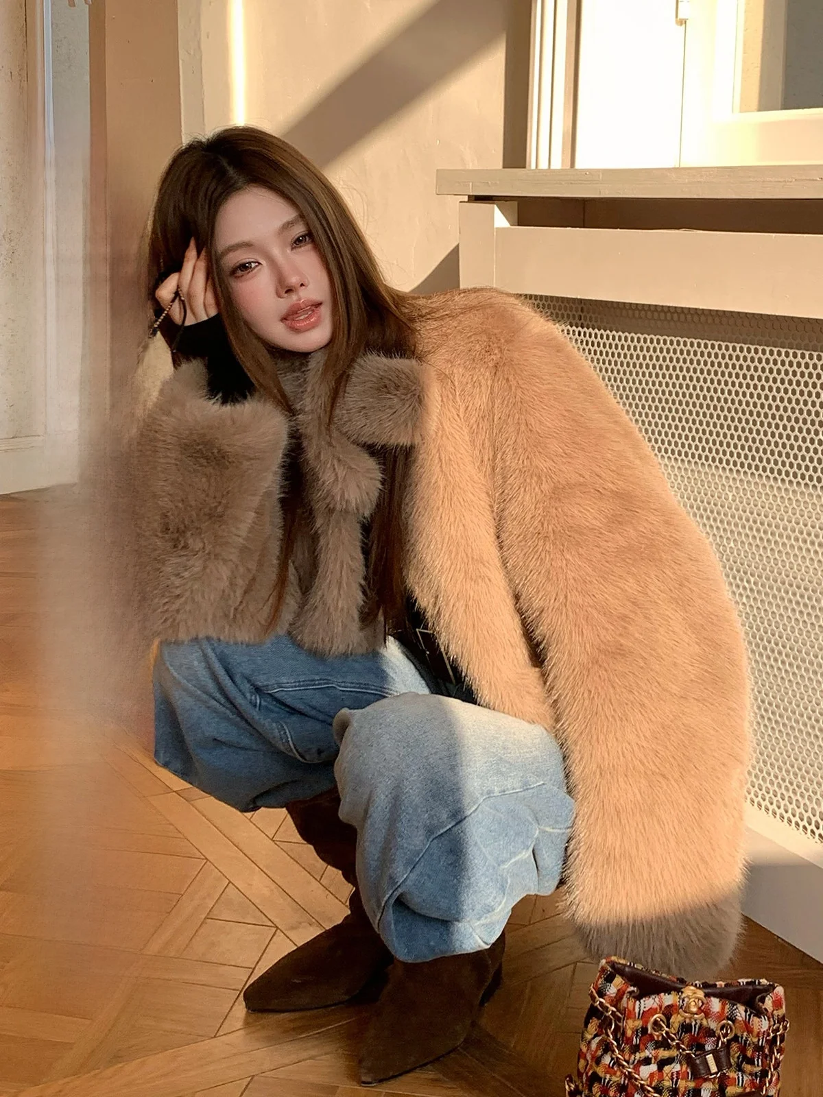 

IUIU Home Jingjia ort Loose Women's Fur Coat with Scarf Light Peach Color Eco-friendly Artificial Leather for Winter Anti-a...