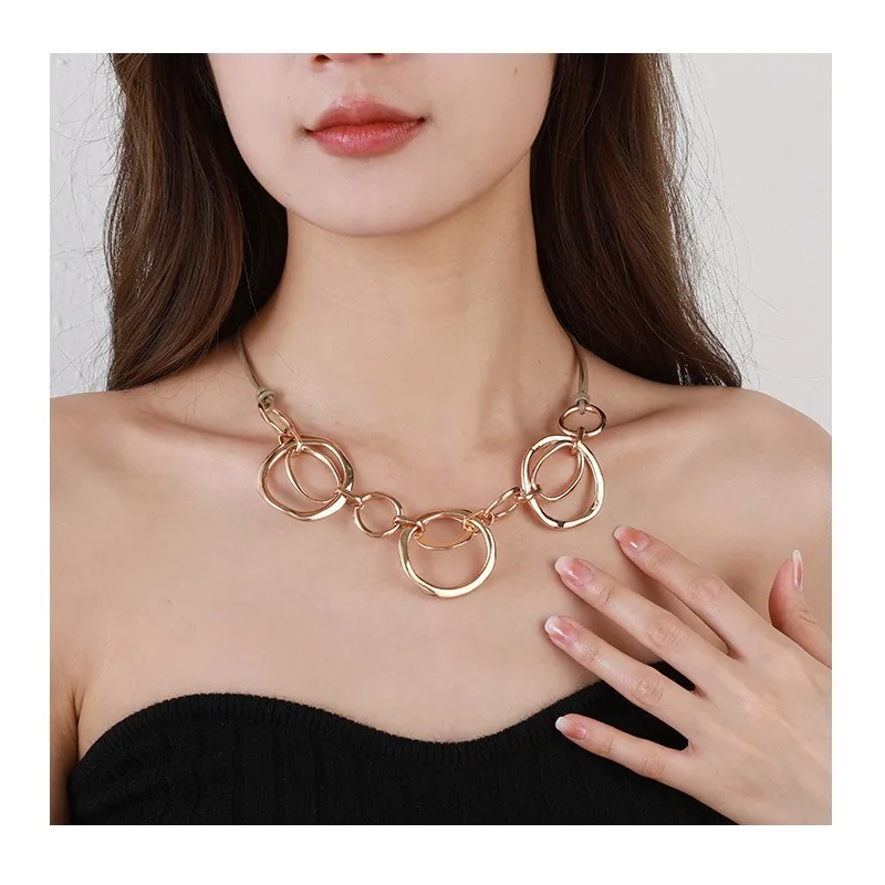 

Foreign Trade Special for New Exquisite Geometric Metal Fashion Personality Versatile Women's Collarbone Chain