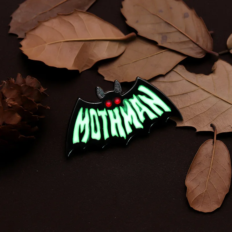 Punk Animal Bat Pins Classic Mothman Enamel Badges Heroism Series Movie Brooches Halloween Dark Night Jewelry Backpack Lapel Pin