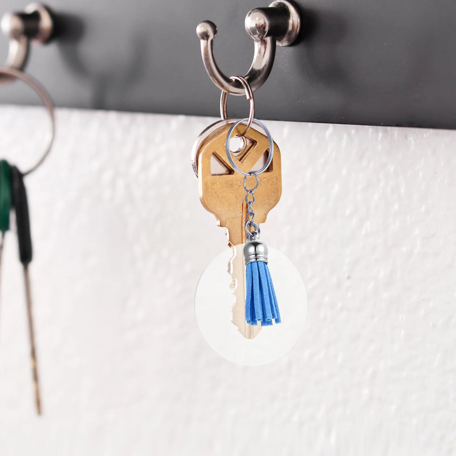 

12Sets Keychains DIY Kit Tassel Blanks Colorful Hanging Key Rings Decorative Pendant Supplies Keychains Colorful Key Rings