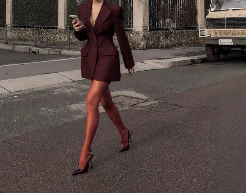 

New European and American Women's Fashionable French-style Design Two-color V-neck Two-button Slim-fit Blazer