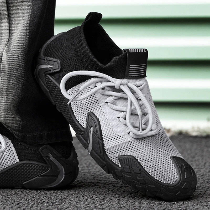 New Men's Shoes with Thick Sole Lightweight Knitted Socks Casual Shoes Youth Fashion Color Blocked Sports Shoes
